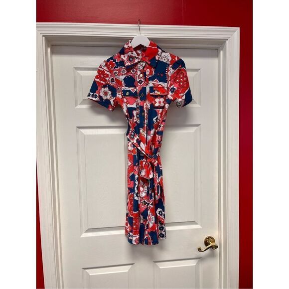 Tracy Negoshian Payton Belted Shirt Dress in Doodle in Bloom sz L NWT - Picture 2 of 7